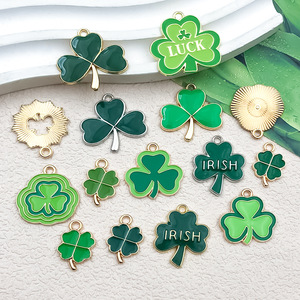 Irish Lucky Grass DIY Accesorios Trébol Sombrero Oktoberfest Collar Colgante Llavero Pequeño - Product Image 1