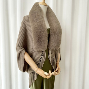 BESTELLA Sciarpa <span class=keywords><strong>Poncho</strong></span> da Donna alla Moda in Finto Cashmere Tinta Unita, Versatile, Lunga, Calda, Ispessita con Frange, Cappotto a Mantella in Lana - Product Image 5