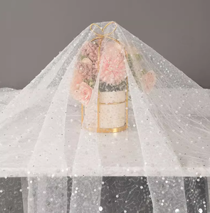 투명한 스팽글 니트 메쉬와 손으로 수놓은 진주 레이스 웨딩 튤 원단 100% 아크릴 - Product Image 4