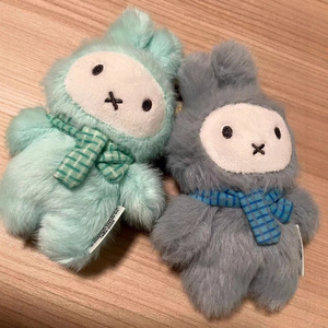 Scatola a Sorpresa in Peluche a Tema Cartoni Animati e <span class=keywords><strong>Film</strong></span> con Confezione Singola - 12+ Ornamenti da Appendere - Product Image 4