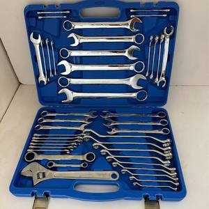 Juego de Llaves Combinadas de Trinquete de 42 Piezas para Mangueras Hidráulicas, Cajas Moldeadas por Soplado de Color Personalizado, Descuentos por Volumen Disponibles - Product Image 1