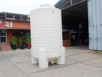 Réservoirs de carburant et d'eau en plastique à fond conique en LLDPE, fabriqués sur mesure par une usine OEM ODM, rotomoulés, durables, garantie 2 ans, haute pression