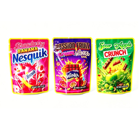 Sacs d'emballage Mylar en stock, sachets refermables holographiques à fond plat, vente chaude en gros pour bonbons, snacks, biscuits, chocolats