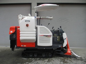 เครื่องเกี่ยวข้าว ER-215-GW รุ่นขายดีที่สุด ขับเคลื่อน 4 ล้อ สำหรับนาข้าว - Product Image 6