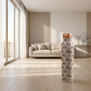 Bouteille en cuivre pour cadeau, œuvre d'art Meena, bouteille ayurvédique en cuivre avec impression mandala, bouteille d'eau en cuivre pur 1L, design mandala - Product Image 1
