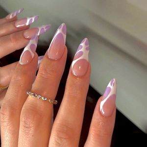 <span class=keywords><strong>Uñas</strong></span> Postizas Lavanda Morado con <span class=keywords><strong>Estampado</strong></span> <span class=keywords><strong>de</strong></span> <span class=keywords><strong>Vaca</strong></span>, Largas, Almendradas, Base Nude con Diseño <span class=keywords><strong>de</strong></span> Punta Francesa Blanca, Brillantes, Reutilizables, Venta al por Mayor - Product Image 1