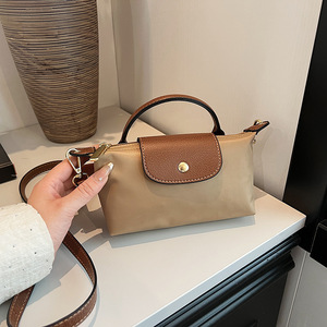 Sac en tissu de nylon pour dames 2025 Tas Wanita nouvelle tendance Saccoche Femme mode bandoulière fermeture à glissière épaule sac à main - Product Image 5