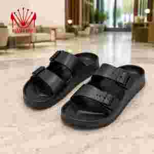 Sandalias ligeras de EVA con dos correas, suela antideslizante, hebillas ajustables y plantilla acolchada flexible para el hogar. - Product Image 2