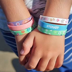 AiesecマグネットモンタービーズトレッドパワークリスチャンスマートウェイトエンボスポップシリコンウェイトブレスレットHommeプロモーションリストバンド - Product Image 6