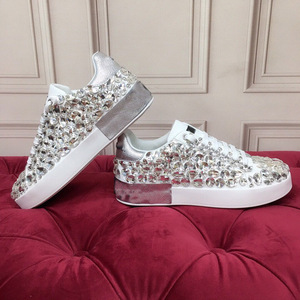Sneakers de luxe en cristal de haute qualité, confortables pour hommes et femmes, chaussures de marche en cuir, style décontracté Dolceabban D. - Product Image 2