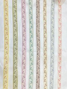 Encajes Bordados Florales Hechos a Medida en Tamaño de 1 Pulgada en Adelante para Diseñadores de Vestidos y Diseñadores de Ropa en Encaje Bordado Floral - Product Image 3