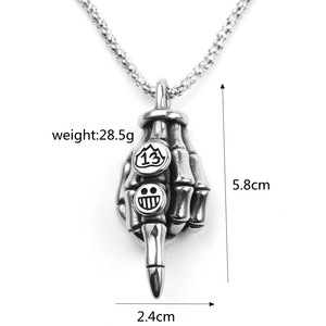 จี้รูปนิ้วกลางทำจากสแตนเลส สไตล์ฮิปฮอปสำหรับผู้ชาย ดีไซน์เรขาคณิตแบบอสมมาตร เครื่องประดับแฟชั่น - Product Image 5