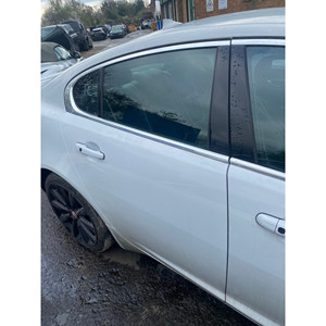 JAGUAR XF (2008-2015) (SALOON) OSR porta (ghiacciaio bianco NAK) C2Z2013 - Product Image 1