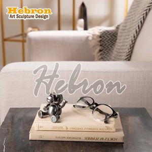 Escultura de <span class=keywords><strong>Batman</strong></span> de Cerámica Hecha a Mano con <span class=keywords><strong>Metal</strong></span> Reciclado, Decoración de Escritorio Simple Personalizada 2026, Decoración de Oficina, Decoración de la Abundancia - Product Image 5