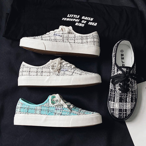 Nouvel arrivage de chaussures plates en lin blanc de créateur baskets décontractées de marque <span class=keywords><strong>Speed</strong></span> Runner vente en gros de toile de luxe célèbre Putian - Product Image 3