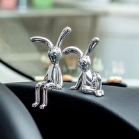 2PC Lapin à longues oreilles Double Statue Cartoon Décoration Accessoires Salon Chambre à coucher Décoration de voiture Décoration de bureau Ornamet