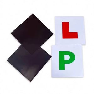 Pegatina Magnética Personalizada Resistente a los Rayos UV para Puerta de Coche, Camioneta o Furgoneta, con Logotipo Recortado a Medida - Product Image 4
