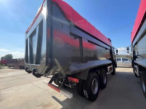 รถบรรทุกหนัก HOWO TX 375 แรงม้า 8x4 ยูโร 2 ดีเซล พวงมาลัยขวา กล้องมองหลัง 30 ตัน Sinotruk 375 371 400 เครื่องยนต์ Weichai มือสอง - Product Image 2