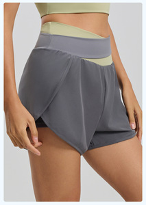 Shorts de course pour femmes à deux couches, taille croisée, tissu doux à séchage rapide, poches, décontractés, entraînement, fitness, yoga, vente en gros - Product Image 4