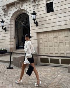 T-shirt Casual da donna con tacco largo a maniche lunghe con risvolto e risvolto da donna - Product Image 2