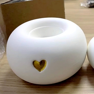 850ML 1500ML Witte Keramische Crematie Urn Hart As Houder Herdenkingsartikel Gouden Hart Vorm Container Kaars Mens Huisdier Kist - Product Image 1