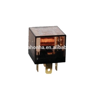 Rơle 12V 5 Pin 12V 20a Tiếp Xúc Kép Tự Động - Product Image 1