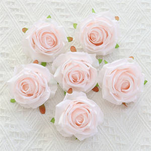 Fleurs artificielles 9 cm Têtes de roses simulées pour les événements de mariage Noël Nouvel An Décoration murale de fleurs - Product Image 5