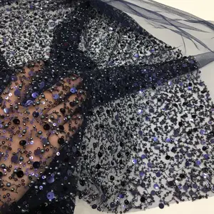 Yeni 2021 lüks afrika fransız tül dantel siyah el yapımı boncuklu gelin vual dantel kumaş elbise için