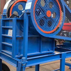 Trituradora de Mandíbulas Móvil Portátil de Fácil Operación 20TPH para Minería y Canteras Pequeñas - Product Image 4