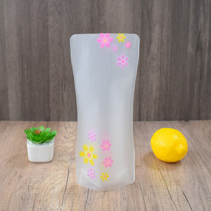Custom New Design Foldable Wedding Home Decoration Flowers <b>Vase</b> Bag Portable Water Bag for Roses - Product Image 4