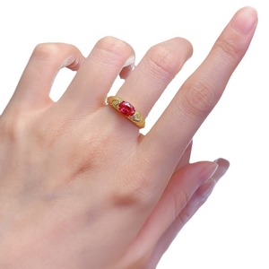 Nouvelle bague en argent 925 femmes Style français petite cour 5*7mm ovale Pigeon oeuf Pigeon <span class=keywords><strong>sang</strong></span> rouge anneau nouveau Style <span class=keywords><strong>de</strong></span> <span class=keywords><strong>vent</strong></span> - Product Image 6