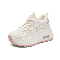 Chaussures décontractées tendance pour femmes à lacets, respirantes, à semelles épaisses, avec talons intégrés, baskets blanches polyvalentes et robustes pour la marche