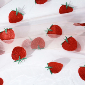 Tessuto in <span class=keywords><strong>Tulle</strong></span> di Nylon con Motivo a Fragola Lucido, Rete Glitterata Trasparente per Abiti, Costumi, Accessori per Capelli, Decorazioni, Vendita all'Ingrosso - Product Image 2