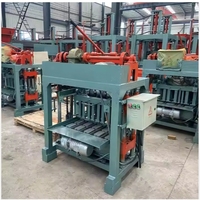 Machine à blocs de ciment portative à poussée manuelle, mini équipement de moulage de briques creuses en béton et de pavés pour les chantiers de construction