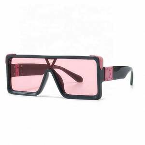 Gafas de Sol Cuadradas Blancas y Negras de Moda Vintage para Mujer, Lentes de Sol Hip Hop de una Pieza con Protección UV400, Gafas de Sol Extra Grandes para Hombre 2021 - Product Image 6