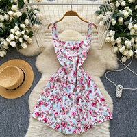 Robe d'été sans manches à imprimé floral pour femme, col carré, dos nu, taille nouée, courte, coupe trapèze, idéale pour les vacances à la plage