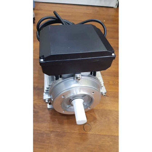 <span class=keywords><strong>Moteur</strong></span> à courant alternatif <span class=keywords><strong>monophasé</strong></span> série ML 10 kW Petit <span class=keywords><strong>moteur</strong></span> à induction Protection IP55 <span class=keywords><strong>3000</strong></span> <span class=keywords><strong>tr</strong></span>/<span class=keywords><strong>min</strong></span> 50/60Hz - Product Image 3