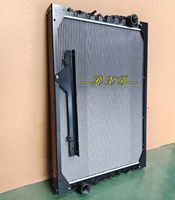 Radiateur de camion haute qualité OEM 11009035 69604A pour MERCEDES-BENZ SK Camion lourd taille du cœur 960*658*58