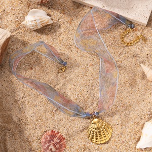 Collar de Acero Inoxidable al por Mayor para Mujer, Diseño de Pañuelo Colorido, Colgante de Concha y Corazón, Estilo <span class=keywords><strong>Instagram</strong></span> - Product Image 4