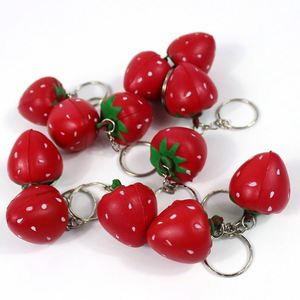 Porte-clés anti-stress réaliste en mousse PU parfumée à la fraise, écologique, mini-fruits moelleux, personnalisable avec logo pour promotion - Product Image 2
