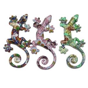 Estatuilla decorativa 3D <span class=keywords><strong>Barcelona</strong></span> España recuerdo <span class=keywords><strong>mosaico</strong></span> lagarto resina colgante de pared decoración figura pequeña artículos de regalo de recuerdo - Product Image 1