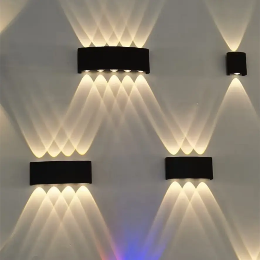 Schlussverkauf wandmontage auf und ab Wandlampe 4 W 6 W 8 W 10 W wasserdichte Gartenderrassenbeleuchtung moderne Außen-LED-Wandlampe