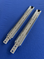 Rails coulissants de montage en rack OEM/OBM de qualité supérieure, en acier avec finition zinc/ED noire, fabriqués à Taïwan, kits de rails pour boîtier de serveur, support fixe pour armoire
