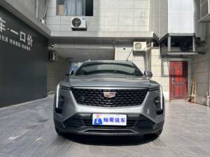 <span class=keywords><strong>Cadillac</strong></span> <span class=keywords><strong>XT4</strong></span> <span class=keywords><strong>2024</strong></span> 25T FWD Fashion Edition 1.5T 48V Mild Hybrid 9 vitesses, SUV compact de luxe, Euro VI, 211 ch, 270 Nm, d'occasion - Product Image 3