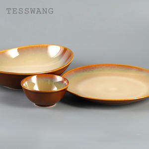 Set di Piatti in Ceramica Sfumata, Stoviglie per Casa e Ristorante, Design Semplice e Creativo, Ciotola Bassa per Insalata, Piatto da Tavola - Product Image 4