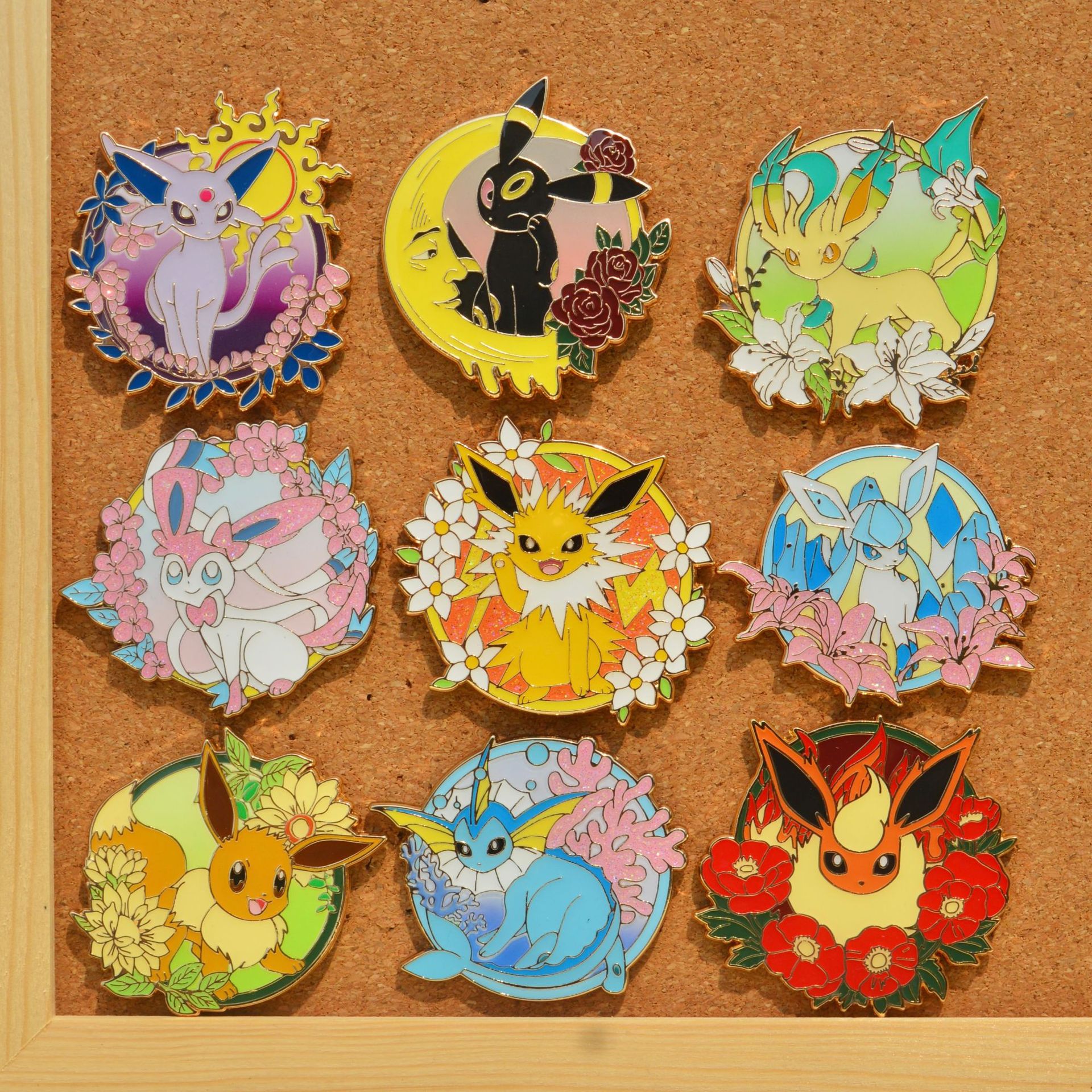 Эмалевый металлический значок Pokemon Eevee, симпатичная позолоченная брошь, аксессуар, булавка, шелкография, Техника нанесения покрытия с гравировкой