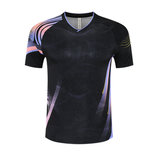 Fabrieksgroothandel op maat gemaakte voetbalclub shirts 100% polyester ademende sportkleding met aangepaste teamnamen - Product Image 3