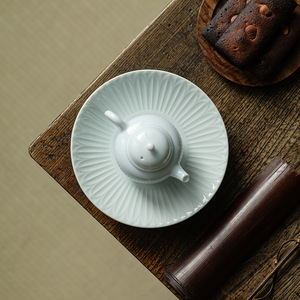 Guanlan Yingqing Ceramic Lotus Petal Pattern Teapot Stand Round Porcelain Shadow Blue For Kung Fu <b>Tea</b> <b>Set</b> - Product Image 4