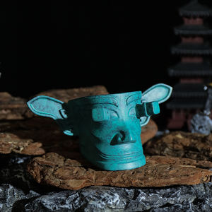 Topeng Mata Vertikal Telinga Panjang Mata Gaya Misterius Kerajinan Tembaga Sanxingdui Bentuk Antik Hadiah Cetakan Tangan - Product Image 2