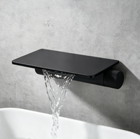 Robinet de baignoire cascade mural chromé WEIHAO avec étagère de rangement pour téléphone, mitigeur de bain à panneau plat avec poignée moletée simple